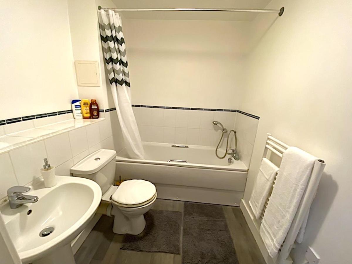 Stylish Two Bed City Apartment With Secure Parking Southampton Eksteriør bilde